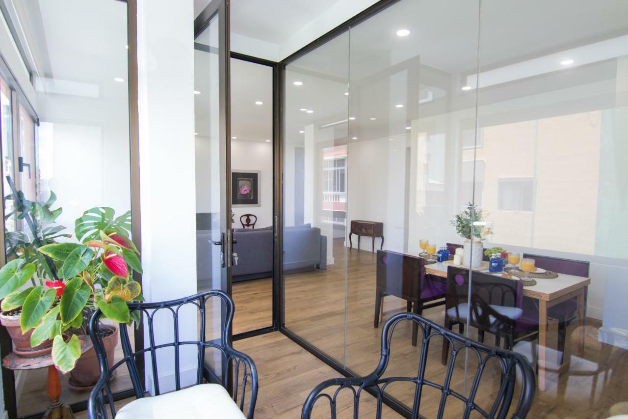 Homeforguest Stylish And Modern Apartment Overlooking Las Canteras ลาสปัลมาส เด กรานคานาเรีย ภายนอก รูปภาพ