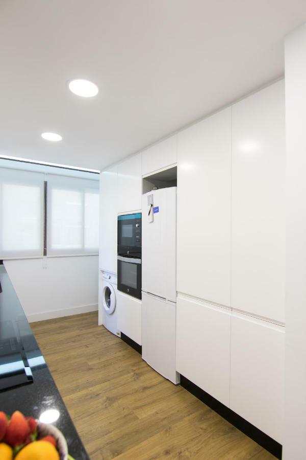 Homeforguest Stylish And Modern Apartment Overlooking Las Canteras ลาสปัลมาส เด กรานคานาเรีย ภายนอก รูปภาพ