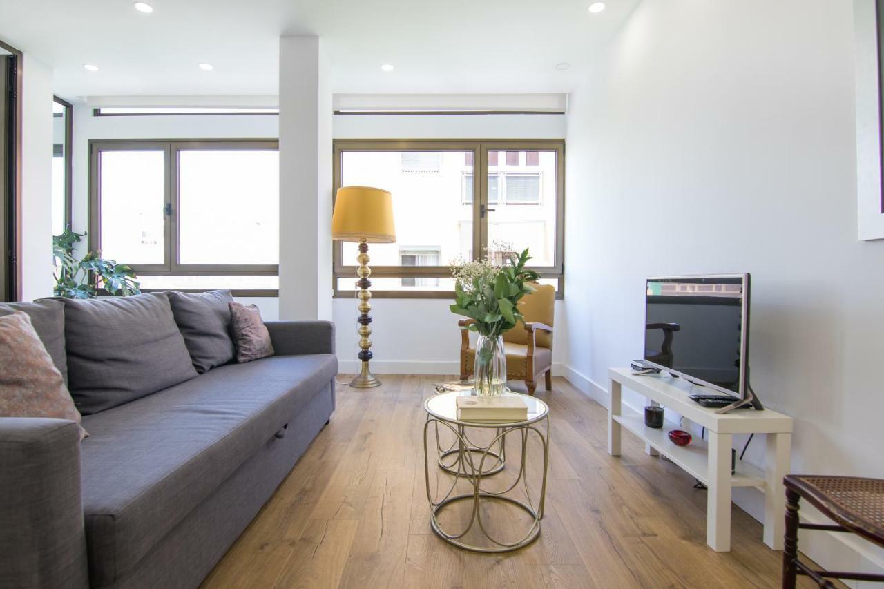 Homeforguest Stylish And Modern Apartment Overlooking Las Canteras ลาสปัลมาส เด กรานคานาเรีย ภายนอก รูปภาพ