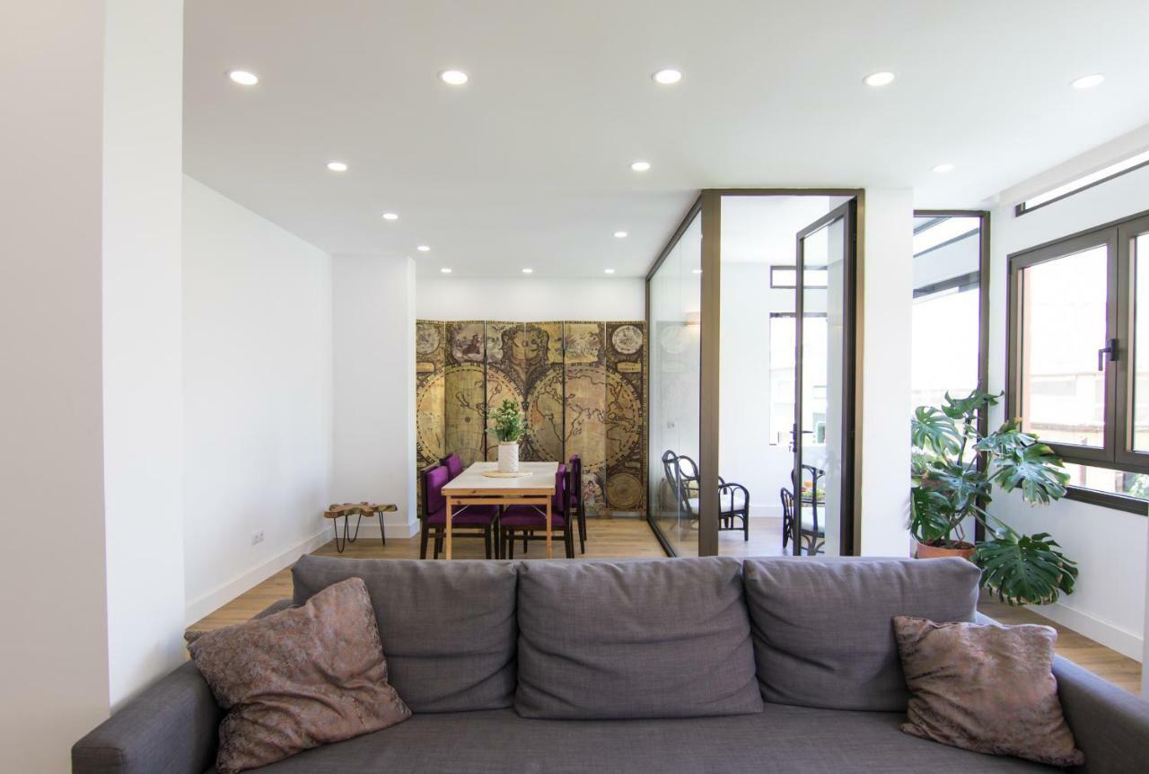 Homeforguest Stylish And Modern Apartment Overlooking Las Canteras ลาสปัลมาส เด กรานคานาเรีย ภายนอก รูปภาพ