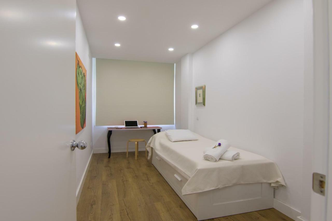 Homeforguest Stylish And Modern Apartment Overlooking Las Canteras ลาสปัลมาส เด กรานคานาเรีย ภายนอก รูปภาพ