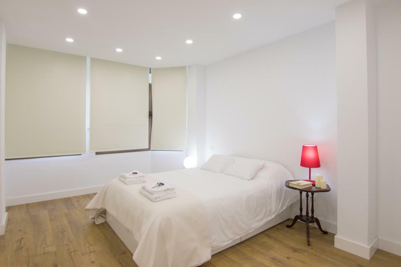 Homeforguest Stylish And Modern Apartment Overlooking Las Canteras ลาสปัลมาส เด กรานคานาเรีย ภายนอก รูปภาพ