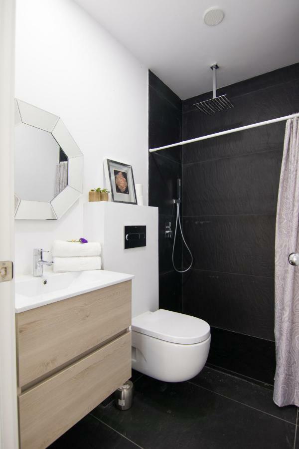 Homeforguest Stylish And Modern Apartment Overlooking Las Canteras ลาสปัลมาส เด กรานคานาเรีย ภายนอก รูปภาพ